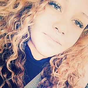 Meet your Posher, Yvonne